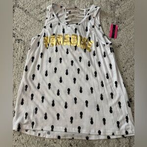 Material Girl Active Women’s Pineapple Paradise Graphic White Tank NET SZ: XL